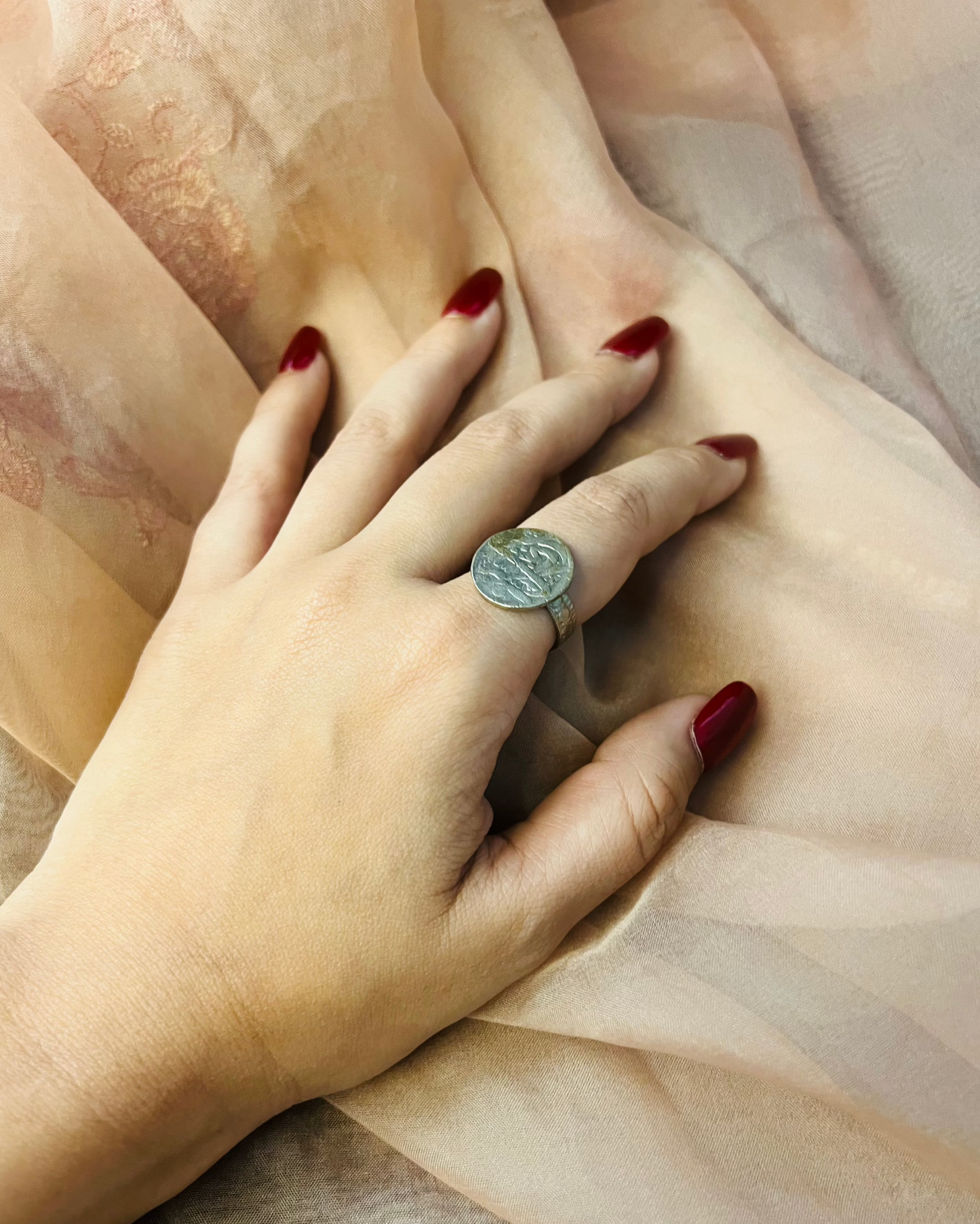 Sikka Vintage Ring