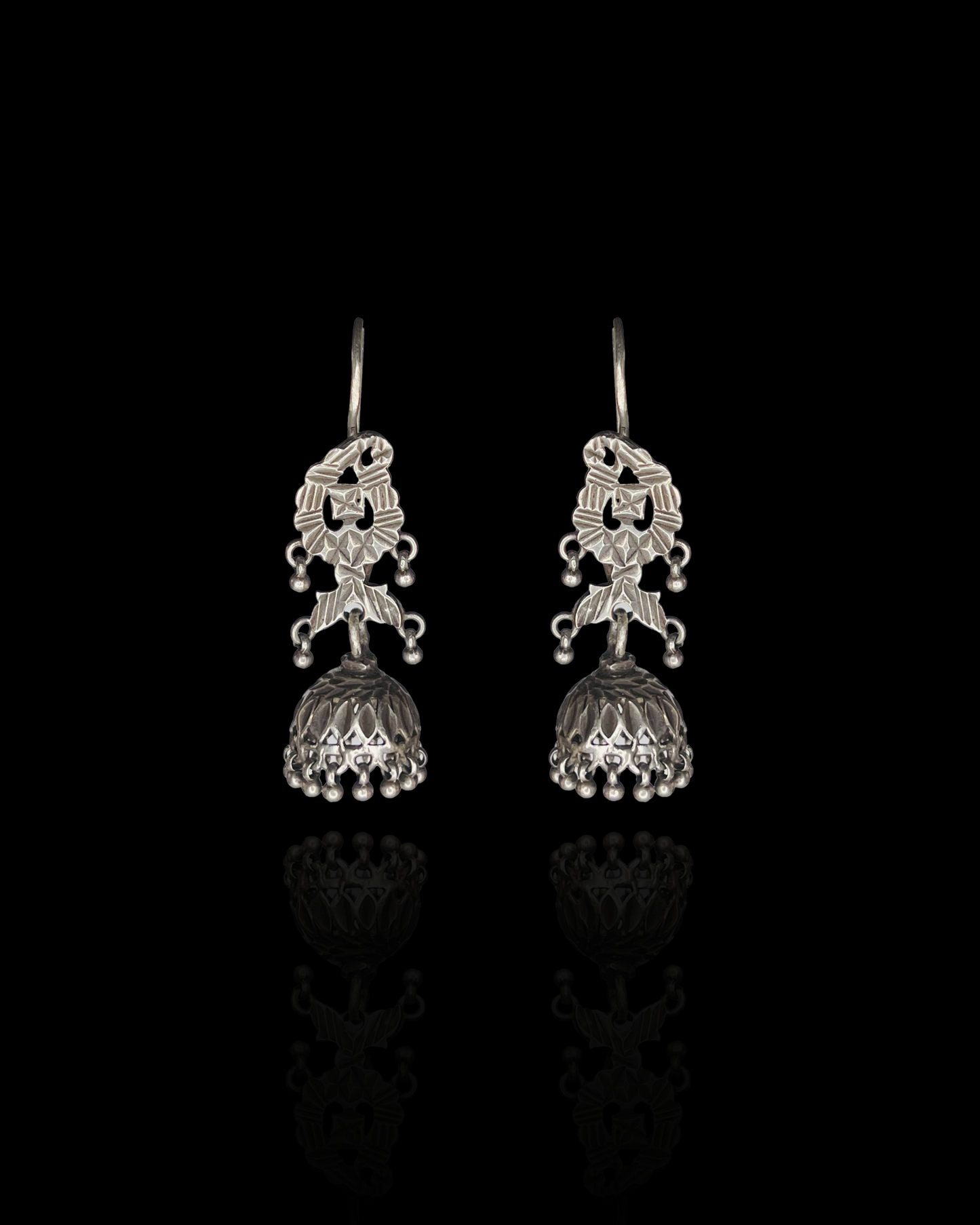 Fehraan Silver Jhumka